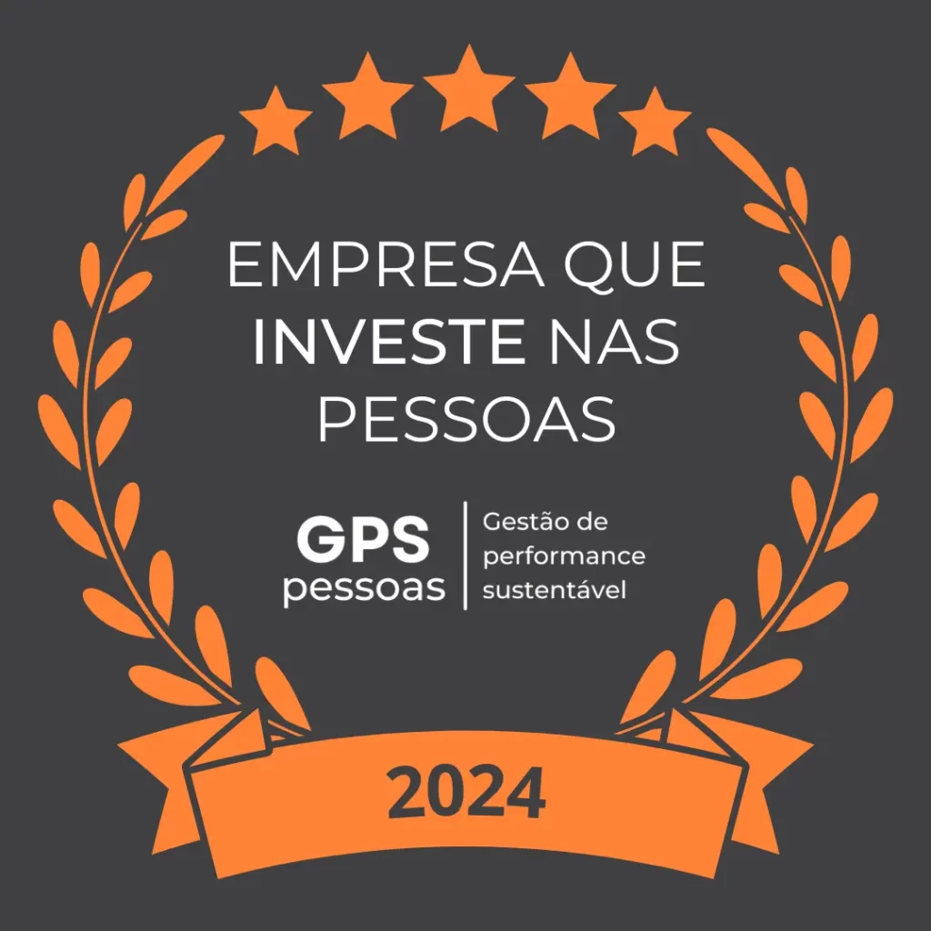 2024 Selo Empresa Que Investe Nas Pessoas Fundo Cinza - Contabilidade em São Paulo -SP | Synergy Contabilidade Inteligente