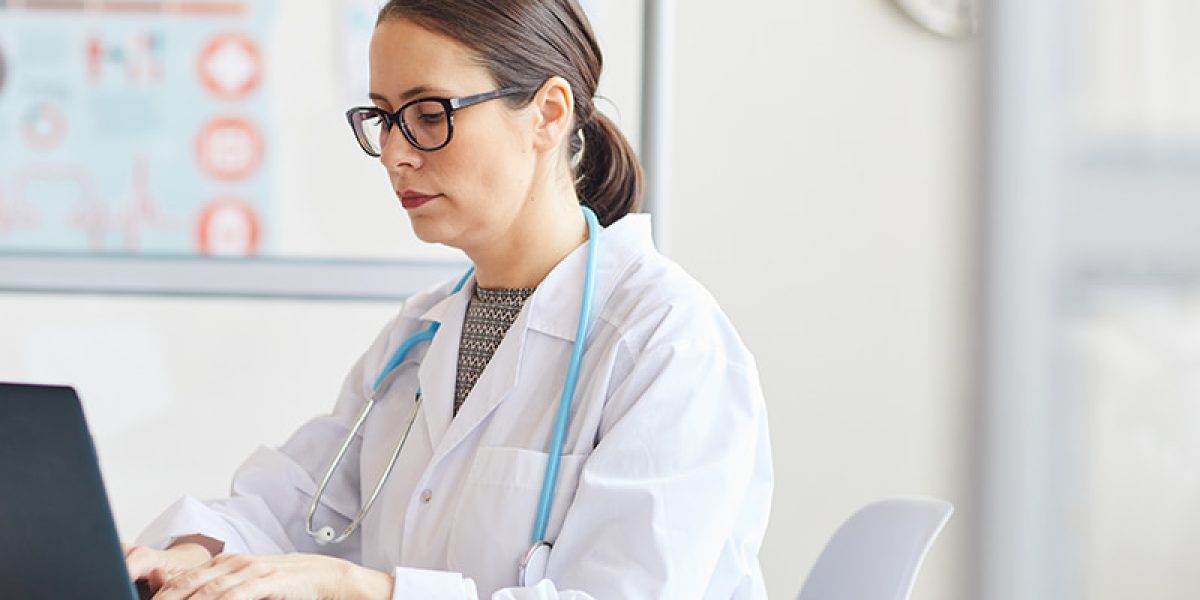 Controle De Gastos Para Clinicas Medicas Aprenda A Separar As Contas De Maneira Eficiente Para Nao Ficar No Vermelho Blog (1) - Contabilidade em São Paulo -SP | Synergy Contabilidade Inteligente